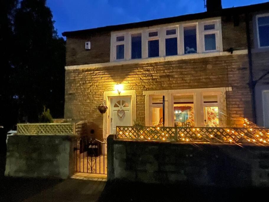 Cute And Cosy 2 Bed Cottage Honley Exterior photo