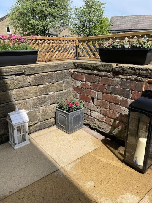 Cute And Cosy 2 Bed Cottage Honley Exterior photo
