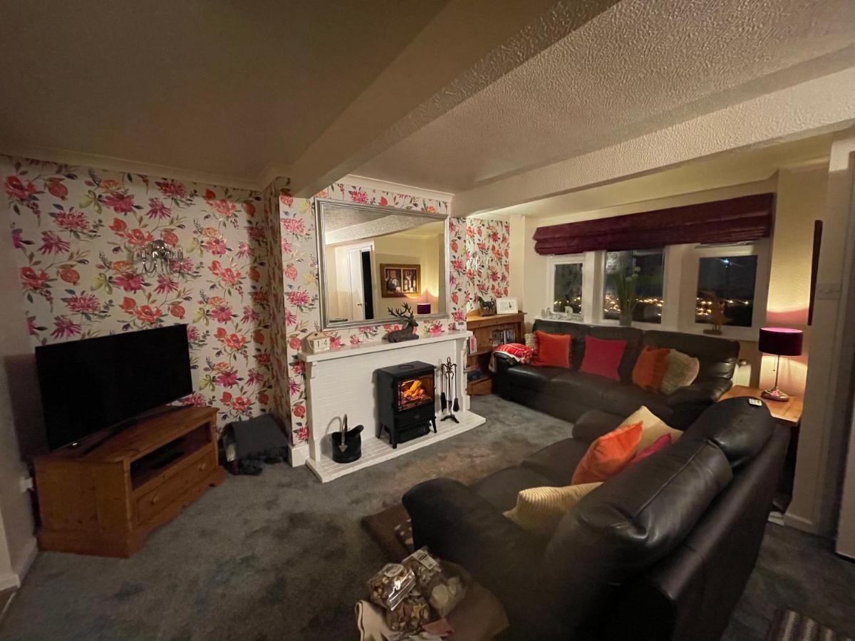 Cute And Cosy 2 Bed Cottage Honley Exterior photo