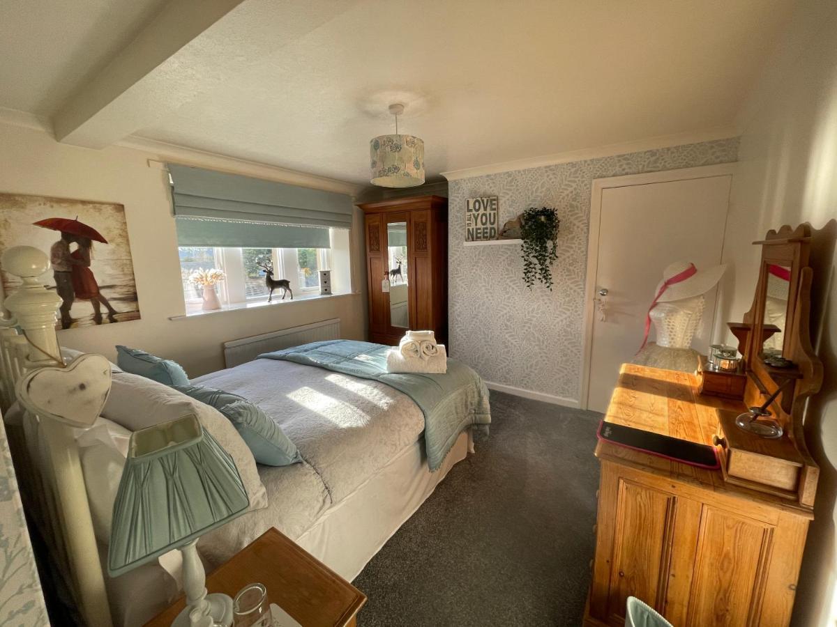 Cute And Cosy 2 Bed Cottage Honley Exterior photo