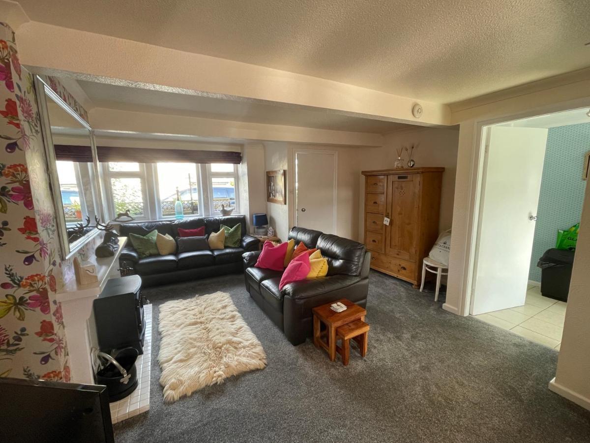Cute And Cosy 2 Bed Cottage Honley Exterior photo